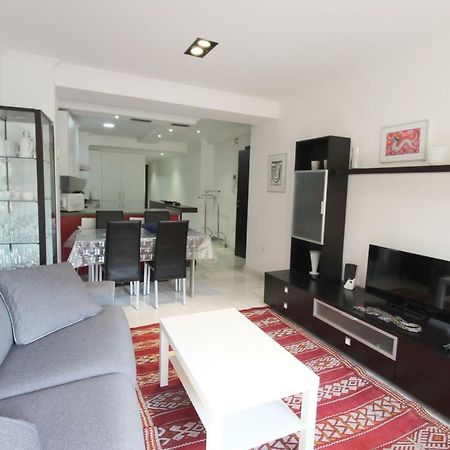 Precioso Apartamento Al Lado De Las Torres De Serrano Valencia Bagian luar foto